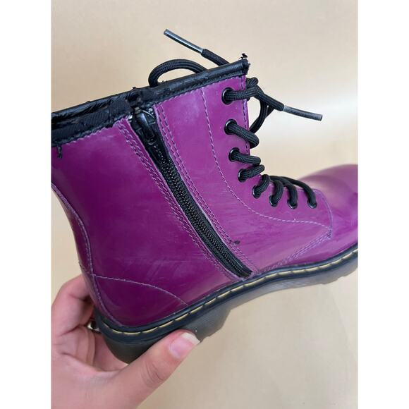 Dr. Martens Delaney Purple Patent Leather Combat Boots Youth Girls Zip Lace - Picture 9 of 12